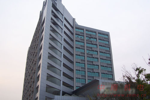 东莞火车站大楼安装商用办公中央空调工程图